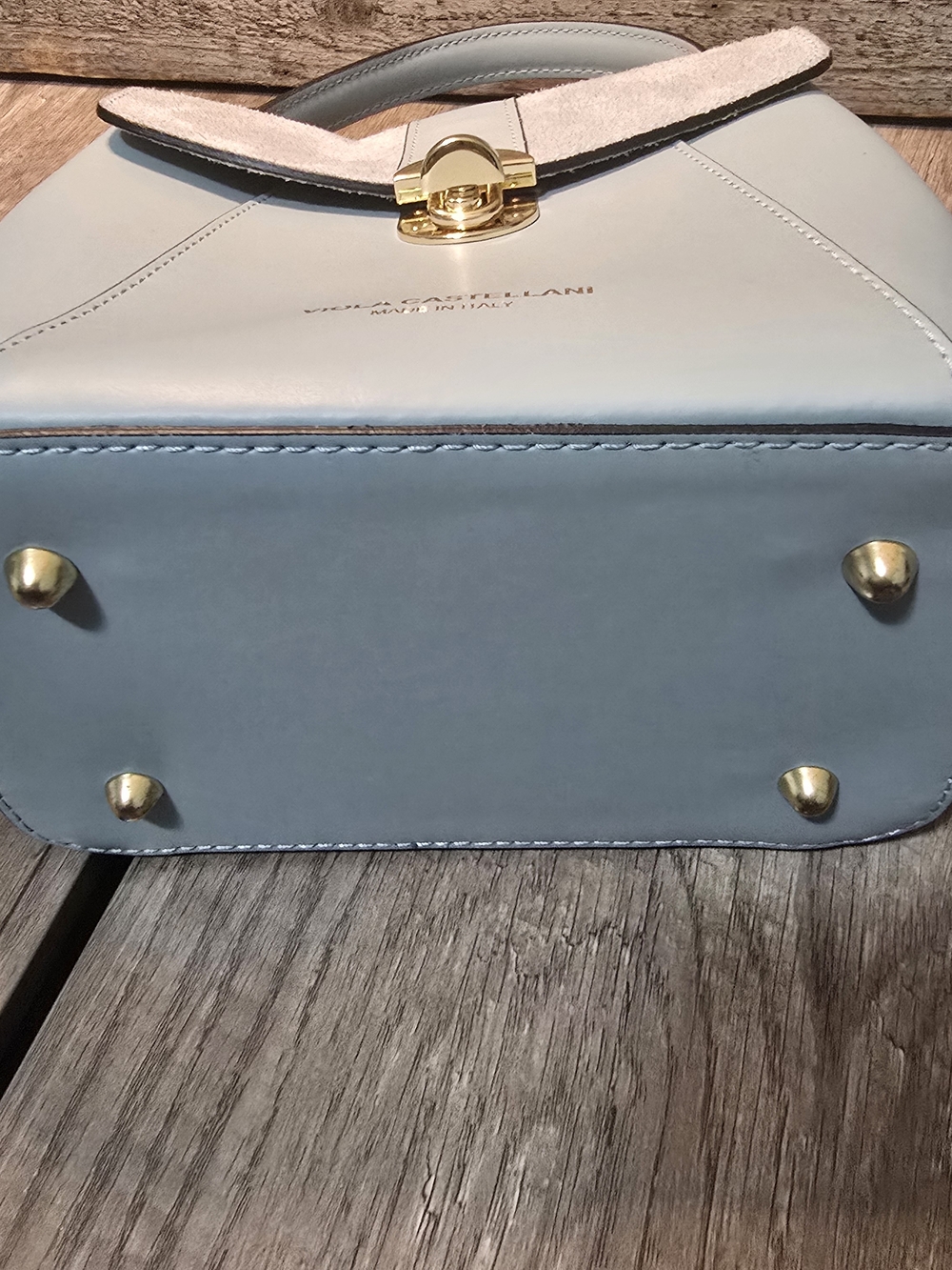 Viola Castellani light blue Italian leather bag. - Picture 6 of 6